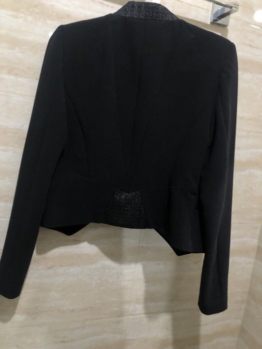 Пиджак (Абая Манаса)