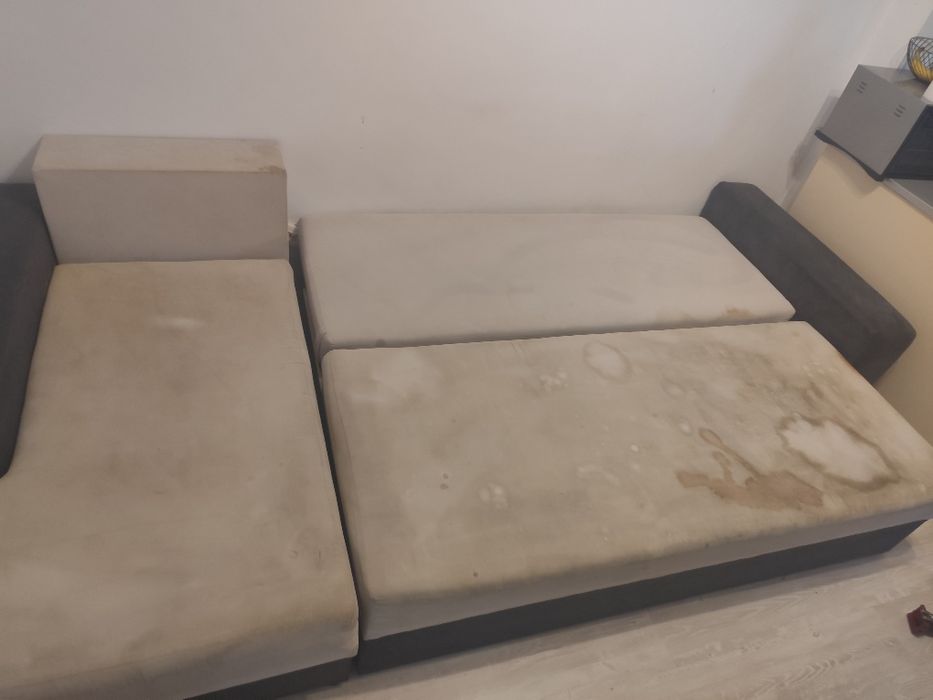 Spălare Tapițerie Auto și Canapele la Domiciliu".