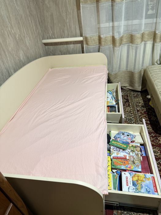Продаем удобную детскую кровать