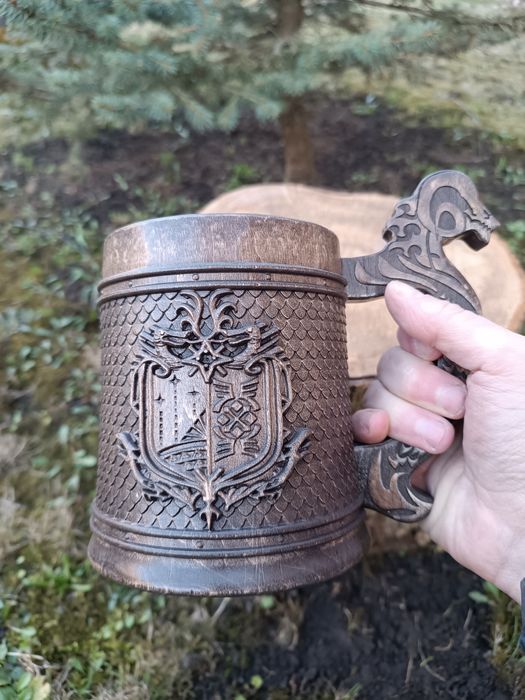 Дървена халба за бира