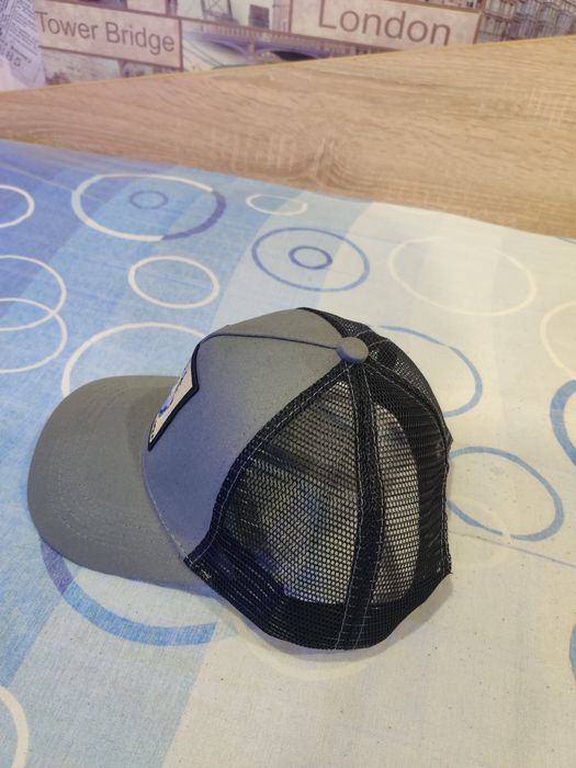 Мъжка Шапка с Козирка