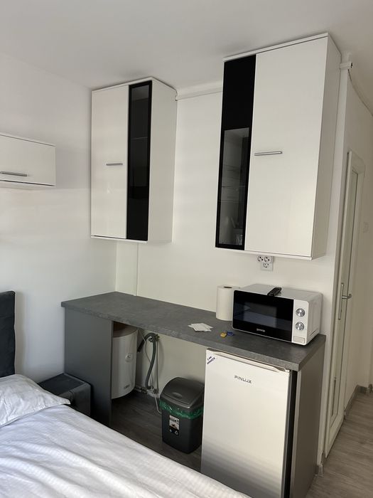 Regim hotelier de la 100 lei/2 ore sau 24