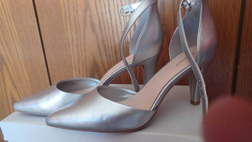 Incaltaminte ocazie noua