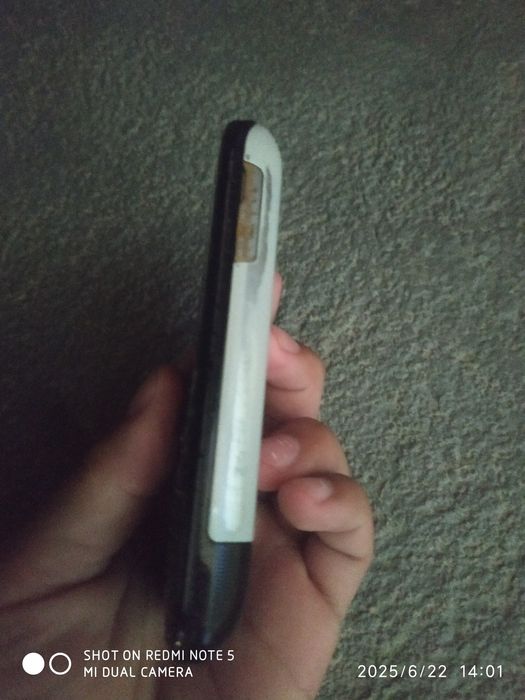 Samsung Duos telefoni ishlaydi