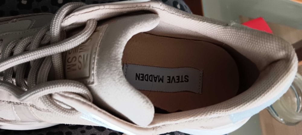 Сникърси Steve Madden