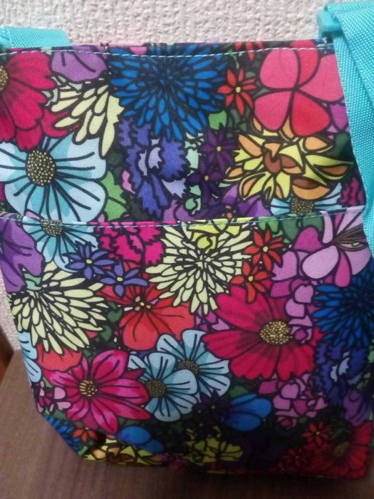 Нови детски  чантички Hablando Sola и Дънкова с дълга дръжка.