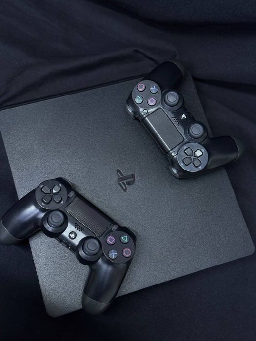Sony PS 4 Slim