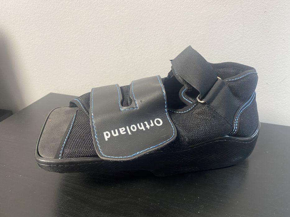 Ортопедична обувка