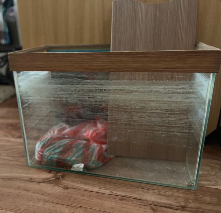 Продам аквариум недорого