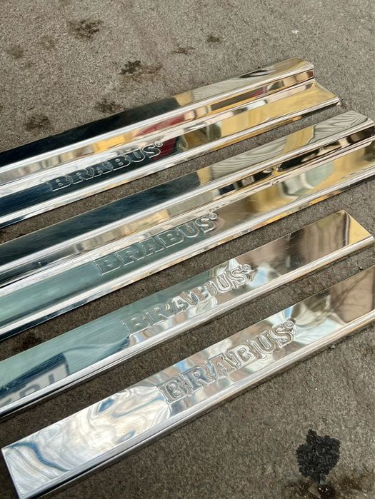 Оригинални декоративни лайсни за прагове Brabus за Mercedes W210