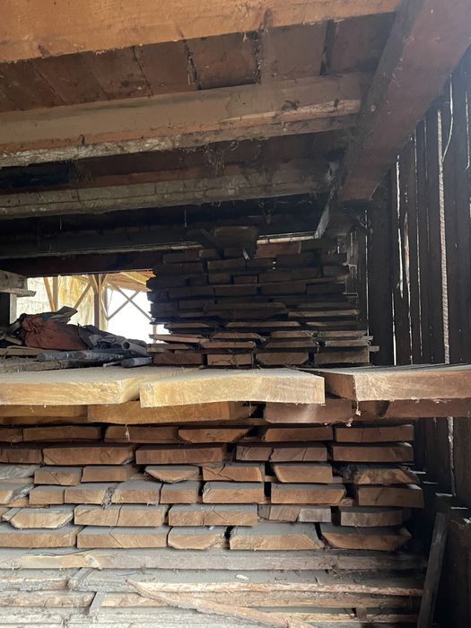 Cherestea si scandura de stejar uscata