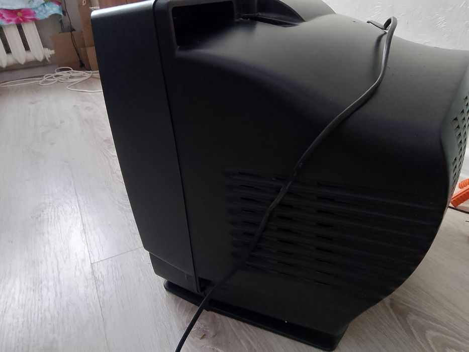 Продам телевизор LG