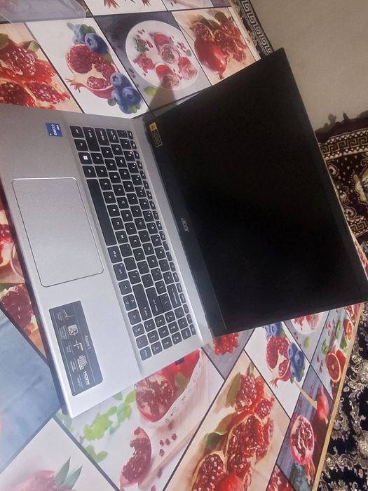 Windovs 11 pro holati zo'r