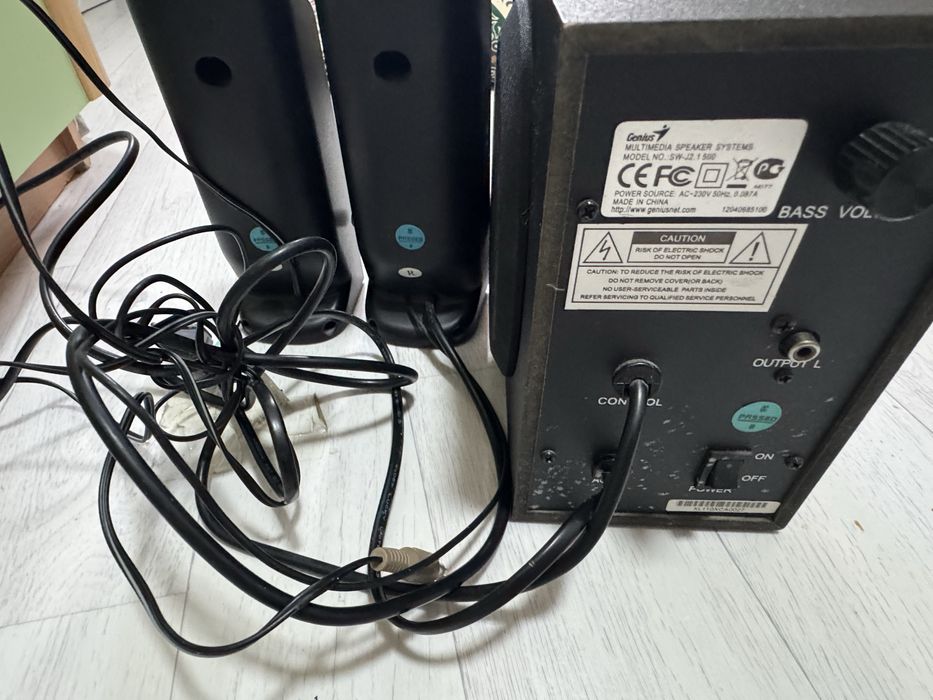 Продам колонки Genius в рабочем состоянии