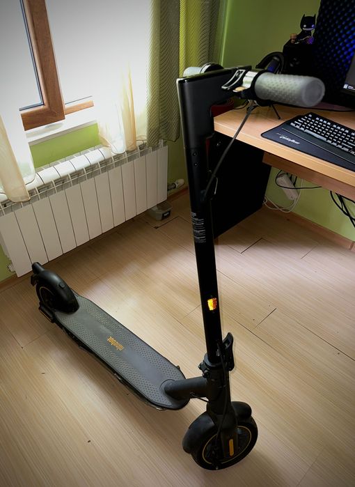 Ninebot max g30 (батерия не работи)