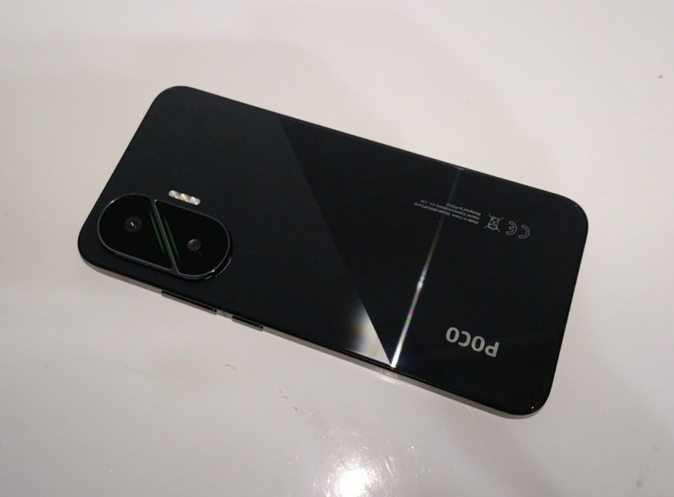 Обменяю POCO F7 12/512