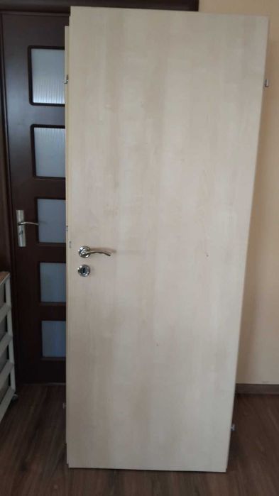 Интериорни врати