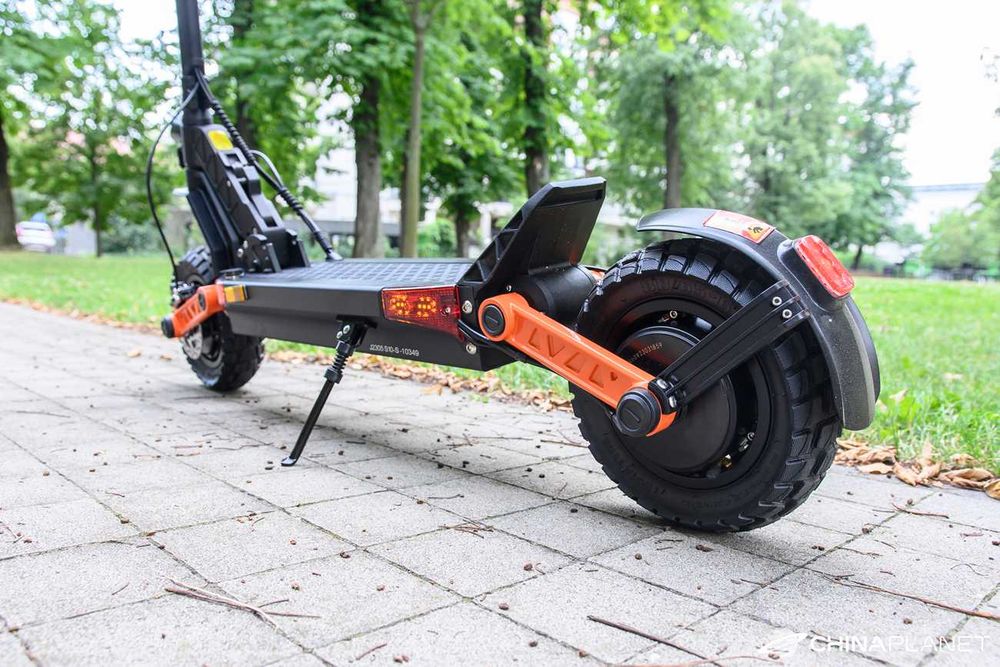 SIgilata, Noua  Joyor S10-S-Z.  2 Motoare de 1000W, 2000W, 70 Km/h