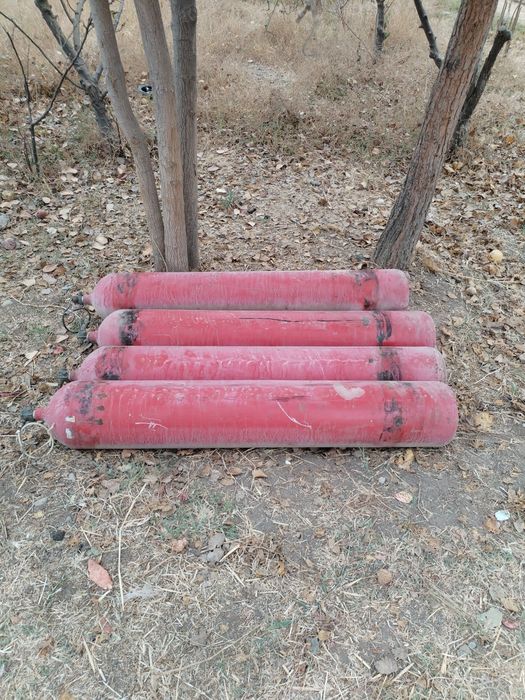 Metan gaz balon sotiladi. Soni 4 dona avtobusdan yechilgan