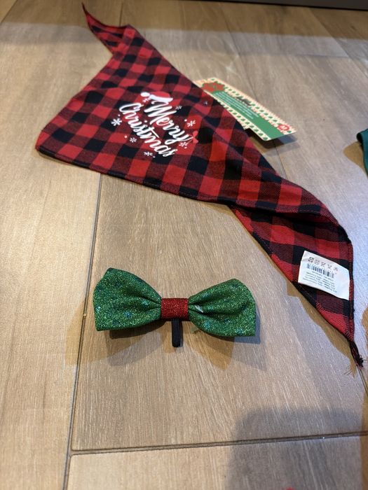 Costum iarna/ craciun caini, marimea M