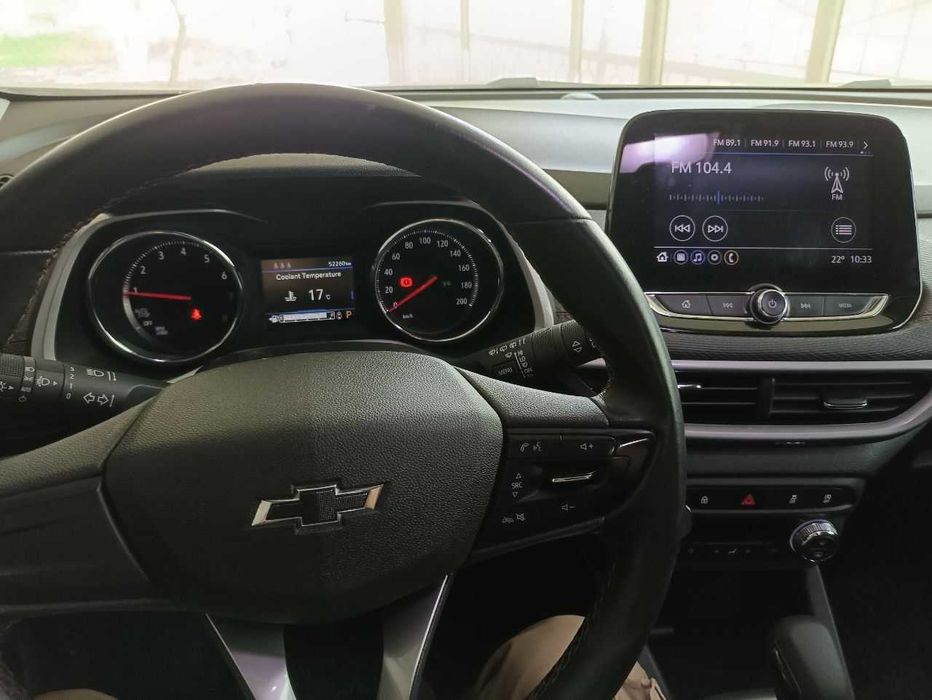 Продам свой  Chevrolet Tracker Redline 2021