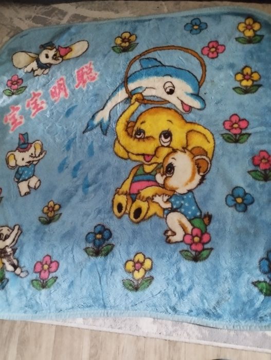 2 Одеяла детское 15 тысяч за 2 шт.Чилонзар 25 квартал