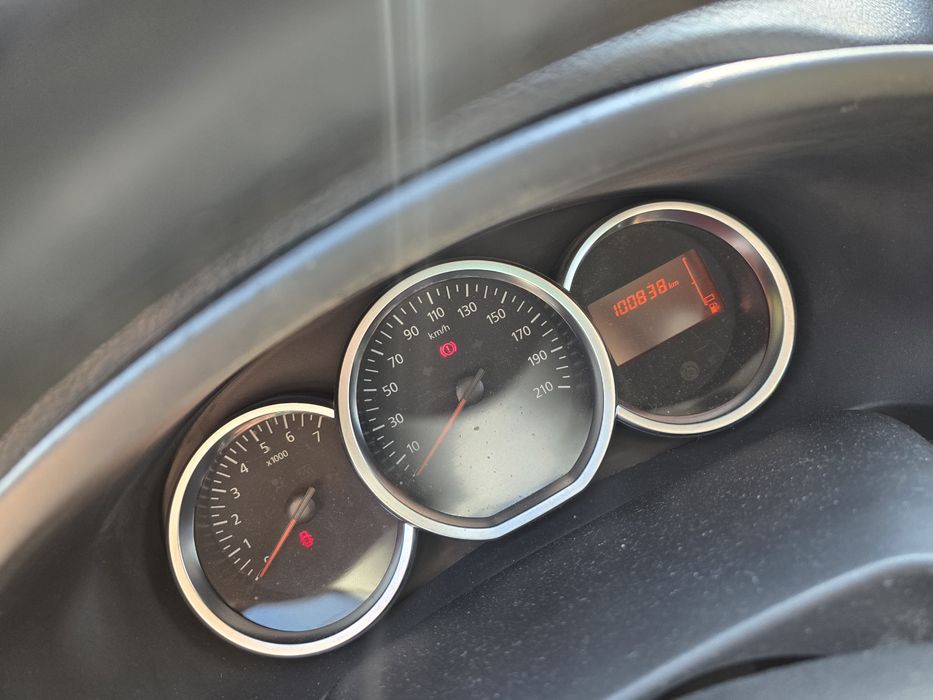 Dacia Sandero Stepway la cheie 2020 1.5 Blue DCI  ușor avariat lovit