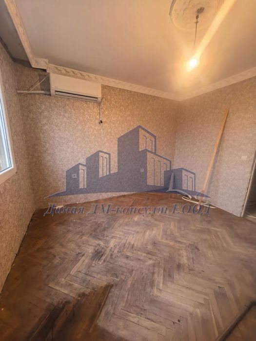 Продава се Многостаен апартамент в Шумен, Пазара - 85 кв.м за 1295 €/кв.м - Снимка #1