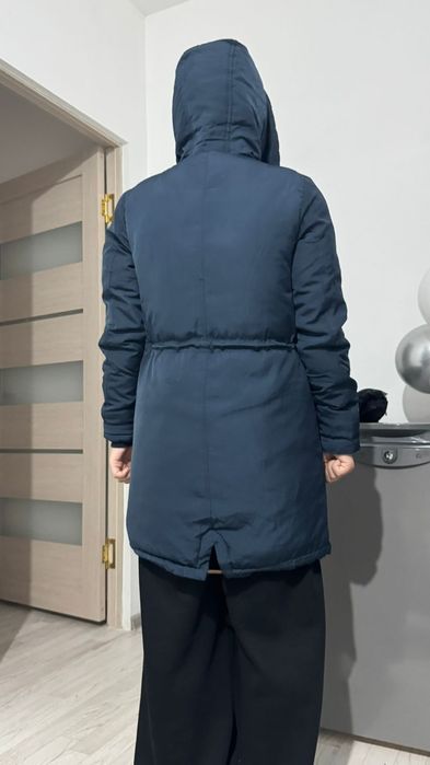 Куртка бежевый,черный