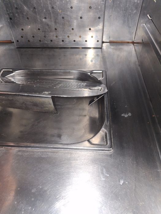 Топъл шкаф / лувератор VICTOR