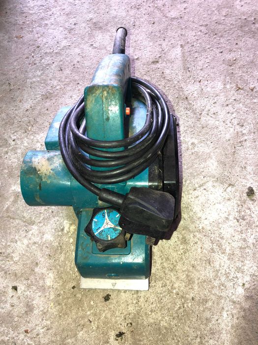 Ренде електрическо, 550W, ~ 82 mm, ~ 0-4 mm, MAKITA, 16000 rpm