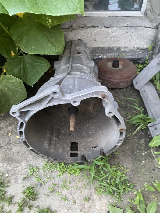 Продам коробку на бмв 525 е34 кузов.