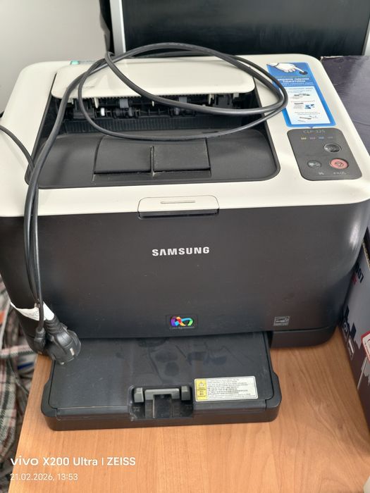 Лазерный принтер Samsung CLP325