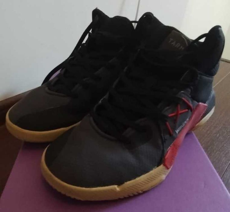 Adidasi sport negri