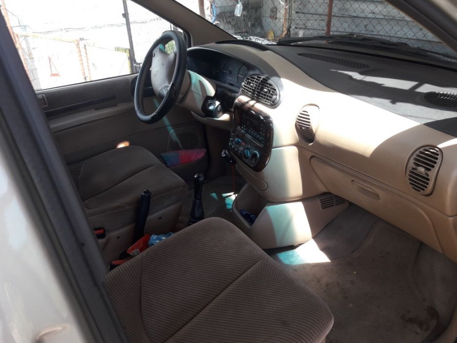 крайслер вояджър 2.5 тд. Chrysler Voyager само на части