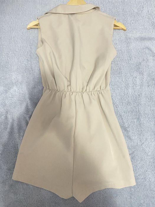 Дамски бежов гащеризон