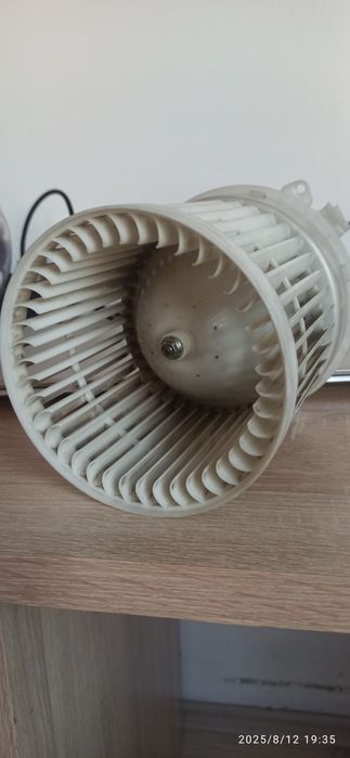 Вентилатор за охлаждане на климатика