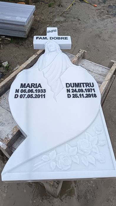 Cruci de marmură preț real cu scris înclus dela 400 de lei