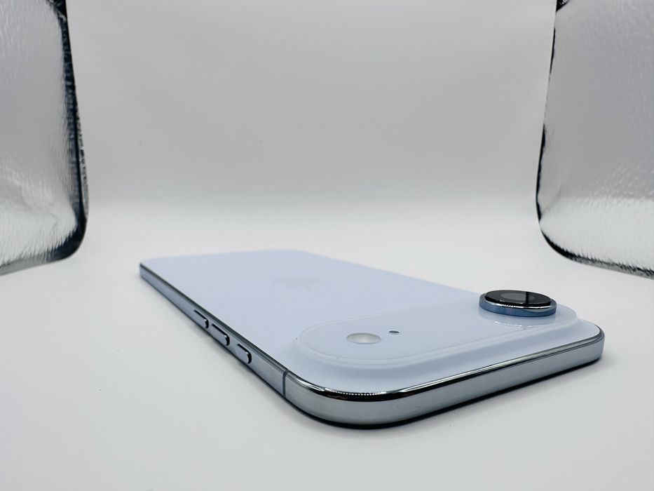 *Нов* Apple iPhone 17 Air 256 GB Sky Blue Unlocked