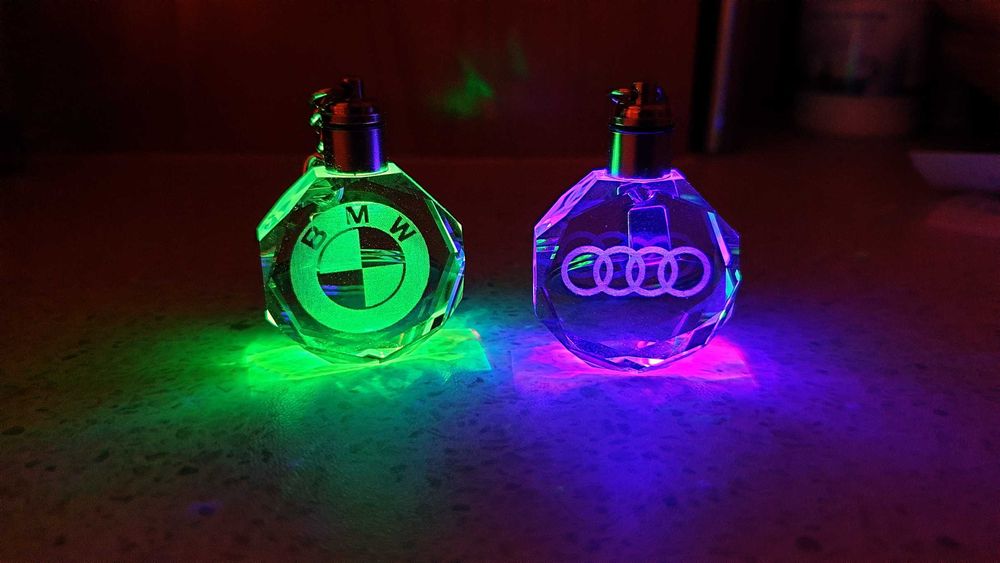 breloc auto luminos BMW / SKODA / CITROEN / HYUNDAY / NISSAN / FIAT,