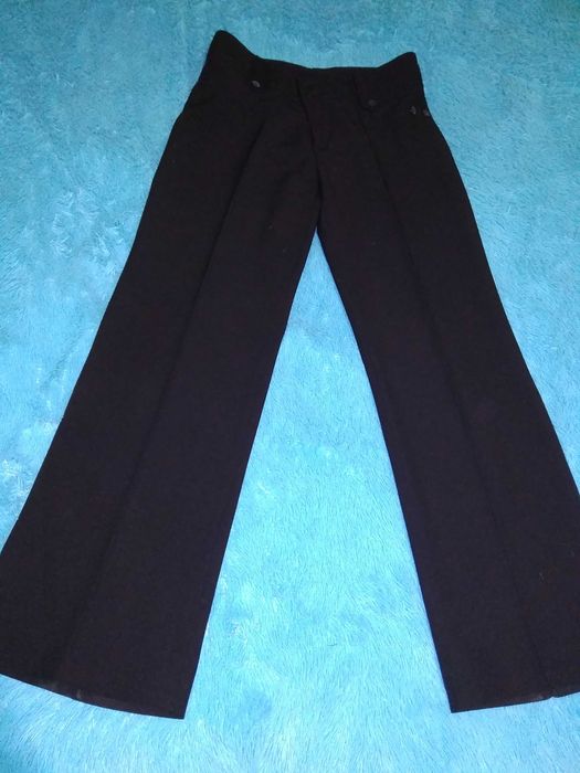 Продам женские штаны, джинсы, лосины.