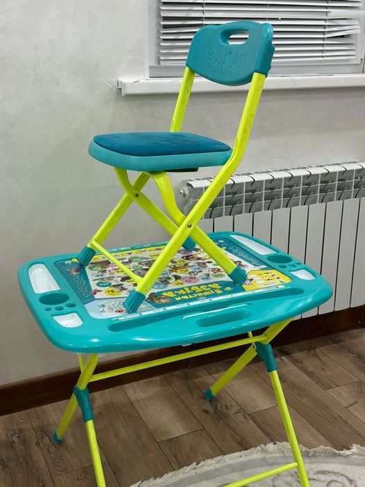 Детские столы и стулья