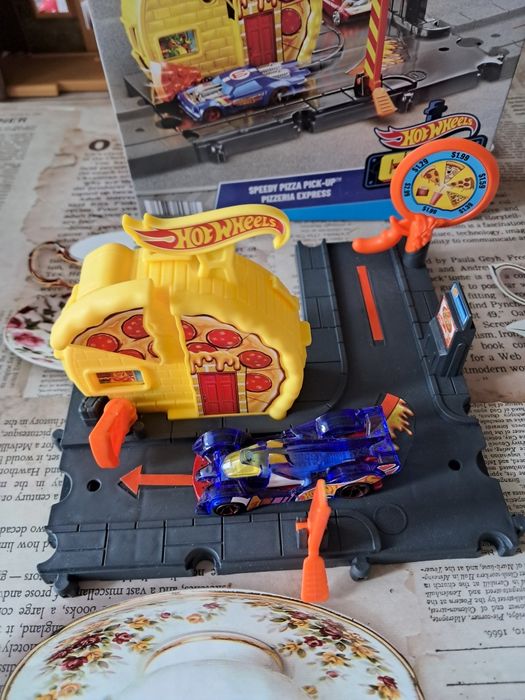 Писти Hot wheels