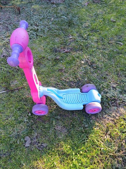 Децка Тронитетка