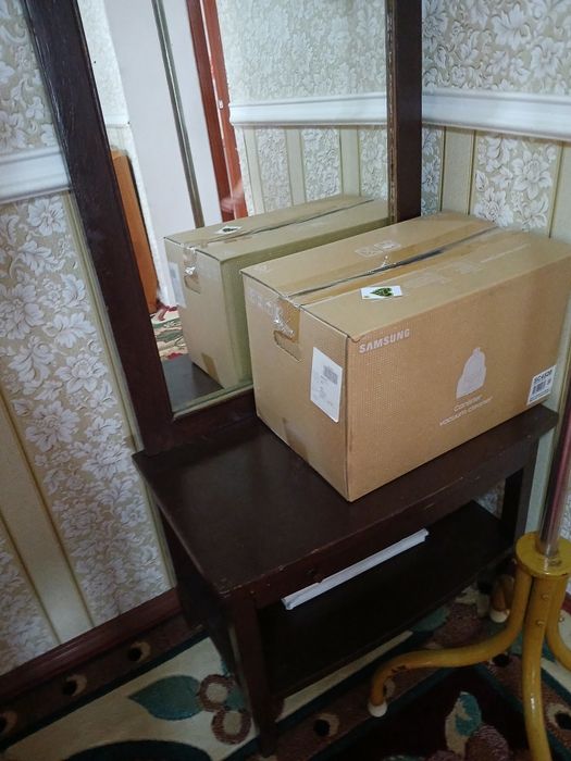 Продам зеркало с тумбой, 2000 тг.