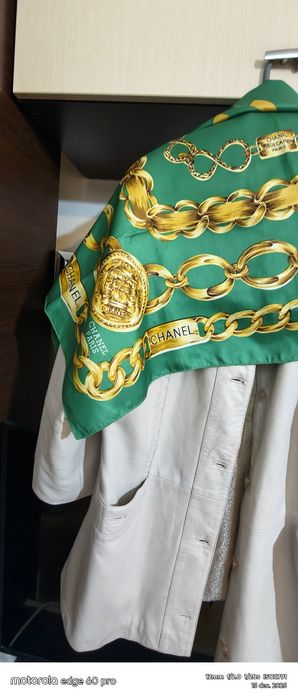 Eșarfa Chanel noua, superbă!