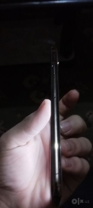 iPhone  XS MAX .