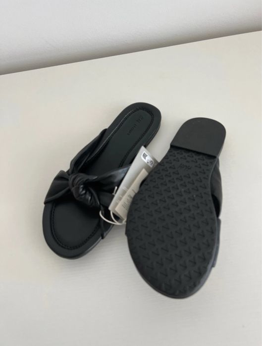 Papuci din piele H&M