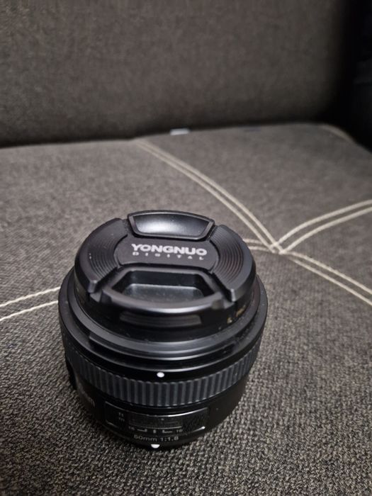 Aparata foto Nikon D3000