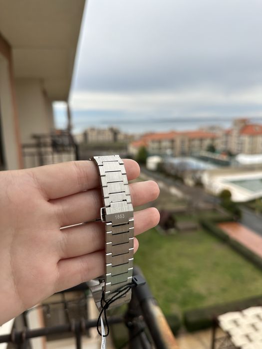 Tissot PRX Powermatic 80 – черен циферблат, пълен комплект